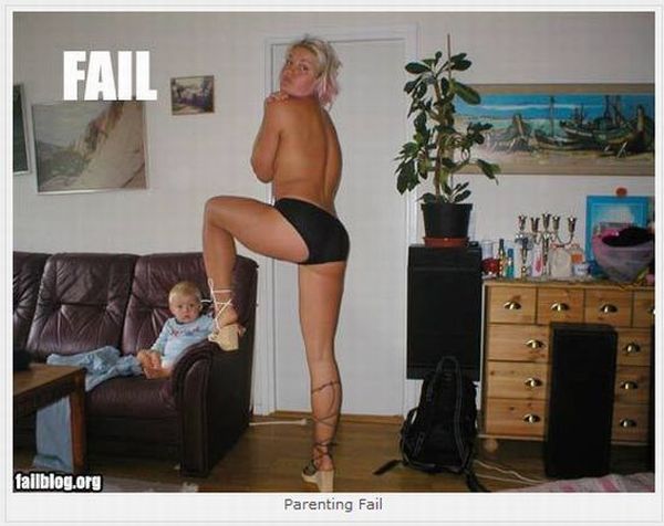Best Fails of This Decade (16 pics)