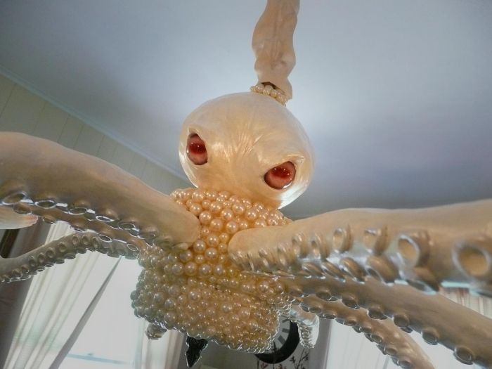 Creepy Octopus Chandelier (3 pics)