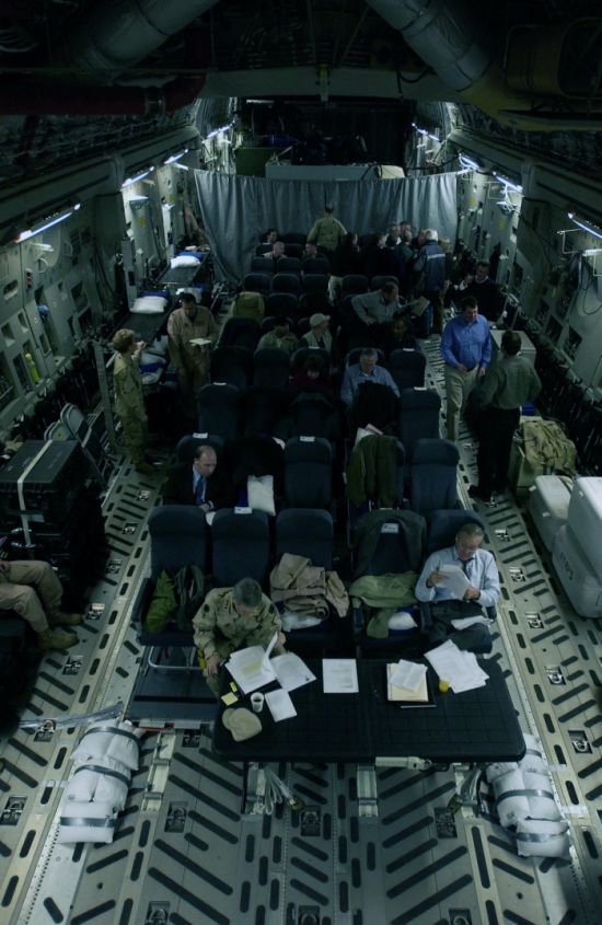 Flying with Comfort in C-17 Swank Flying Residence (23 pics)