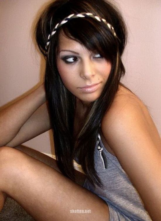 Cute Emo Girls (62 pics)