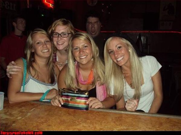 Photobombs. Part II (105 pics)