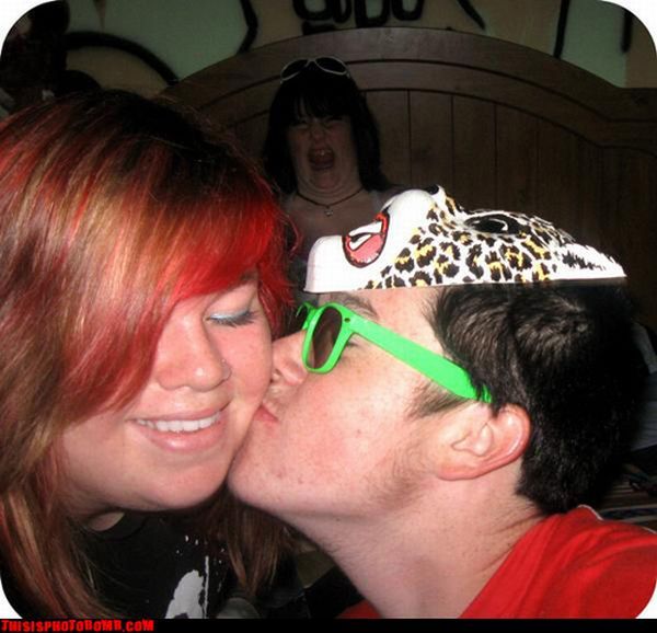 Photobombs. Part II (105 pics)