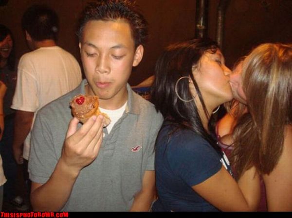 Photobombs. Part II (105 pics)