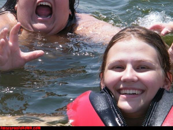 Photobombs. Part II (105 pics)