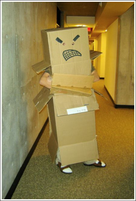 Worst Robot Costumes (15 pics)