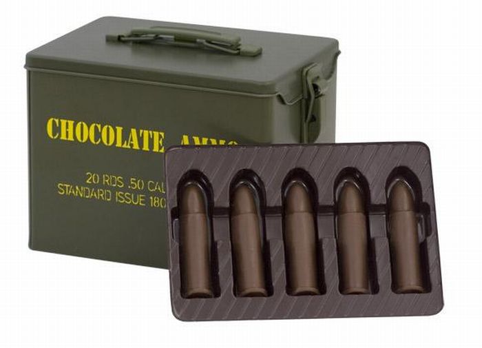 Сhocolate weapons (12 pics)