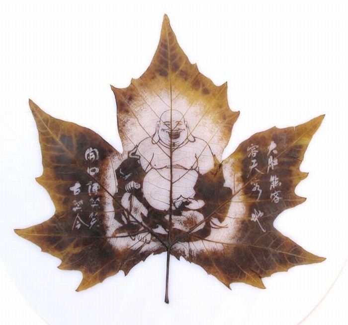 Pictures on leaves (15 pics)