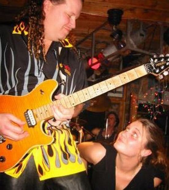 Funny Faces of Guitar Players (33 pics)