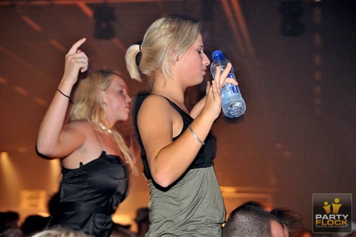 Party Girls from Holland (21pics)