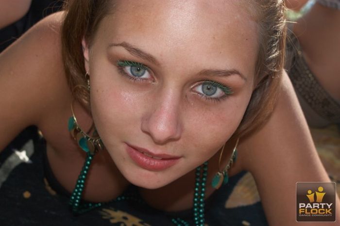 Party Girls from Holland (21pics)