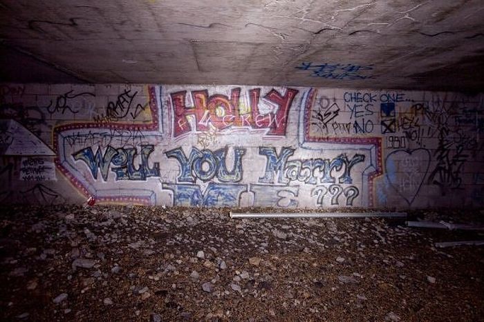 Living in Undeground Tunnels of Las Vegas (16 pics)