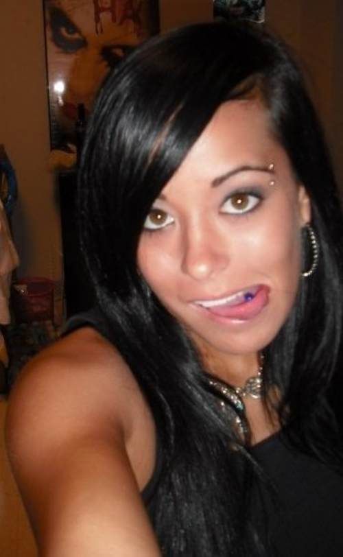 A Girl who Loves to Show the Tongue (11 pics)