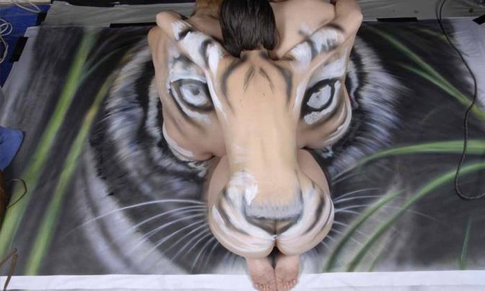 The Best Bodyart Ever (6 pics)