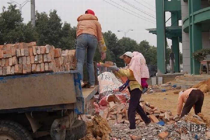 Working Parents in China (6 pics)