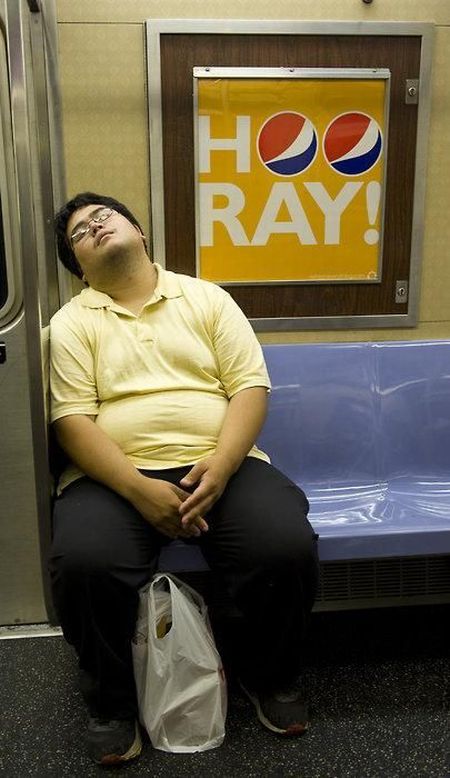 Sleeping People (54 pics)