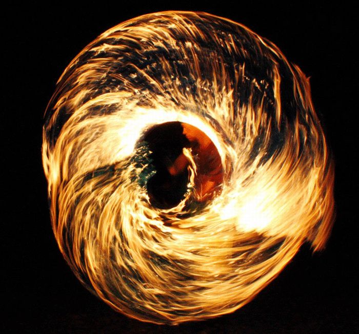 Fire Dancing (18 pics)