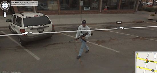 Google Street View Dorks  (19 pics)