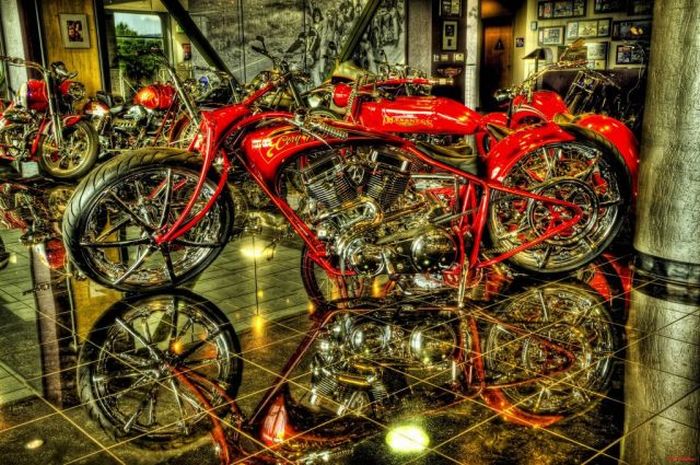 Jay Leno’s Garage (64 pics)