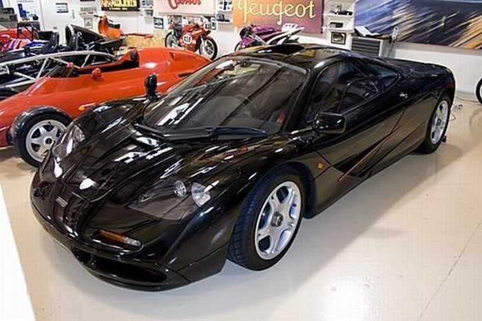 Jay Leno’s Garage (64 pics)
