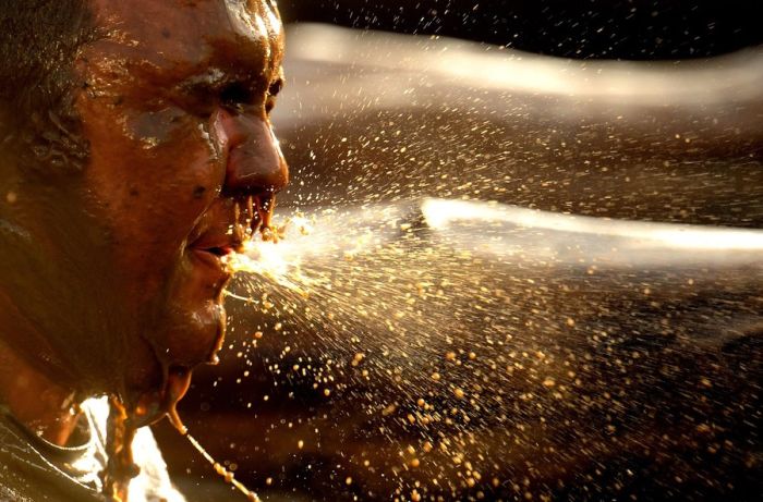Tough Guy Race 2010 (21 pics)