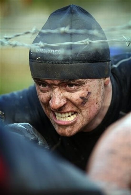 Tough Guy Race 2010 (21 pics)