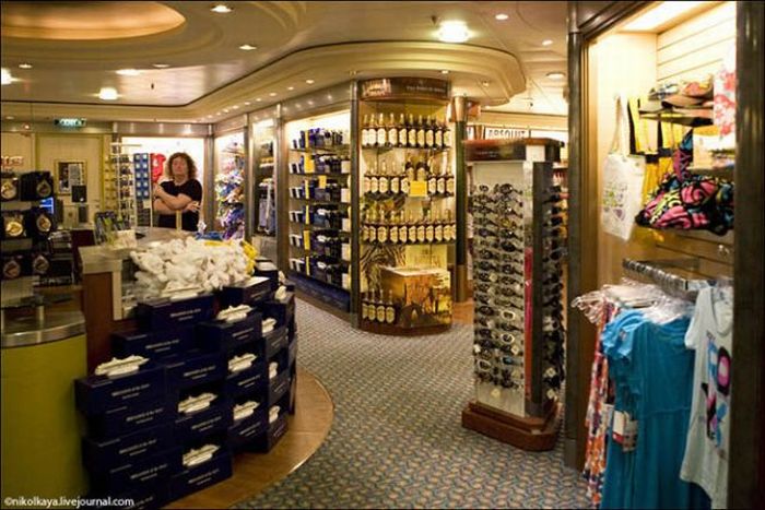 Brilliance of the Seas (37 pics)