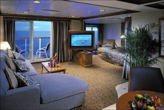 Brilliance of the Seas (37 pics)