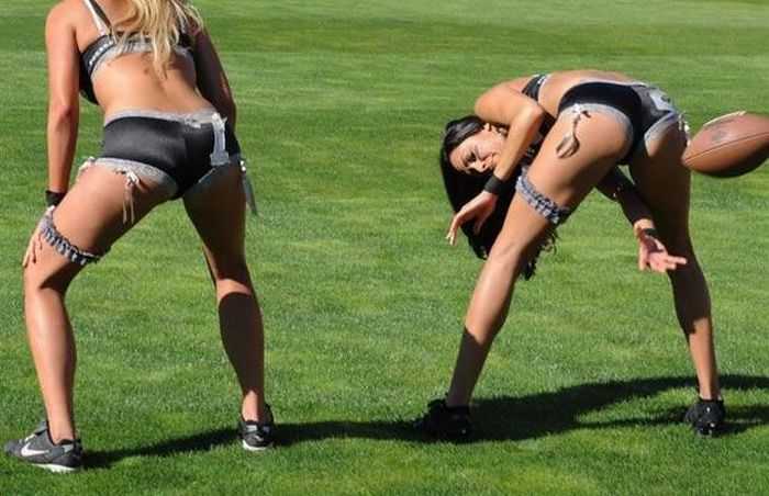 Lingerie Football (22 pics)