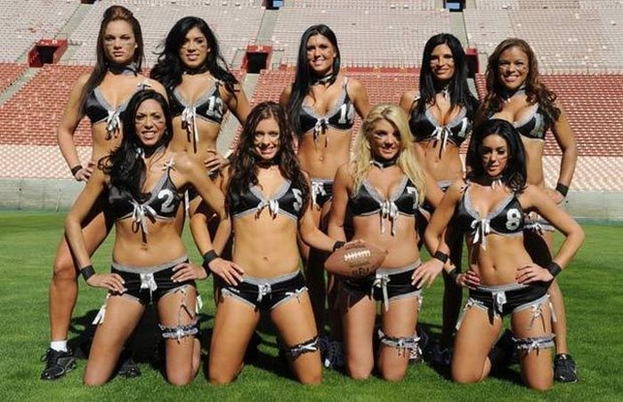 Lingerie Football (22 pics)