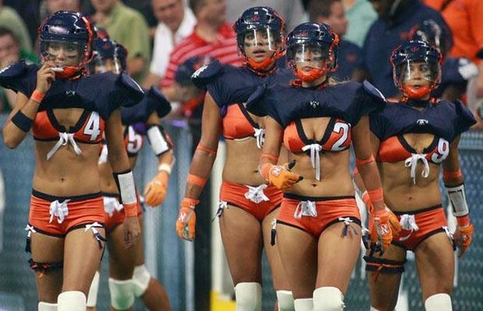 Lingerie Football (22 pics)