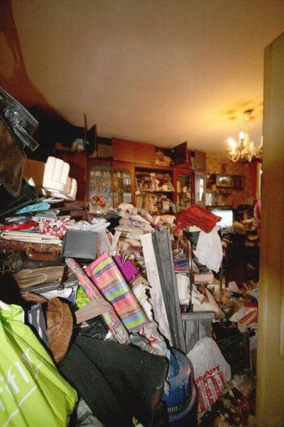 Messy Flat Before and After the Clean Up (8 pics)