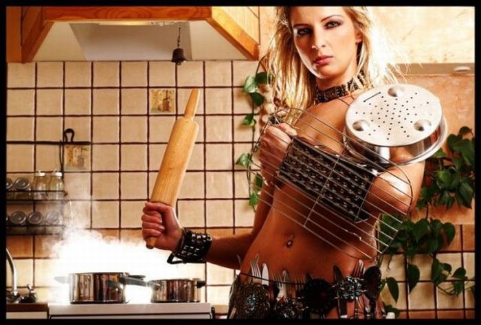 Perfect Housewives (34 pics)