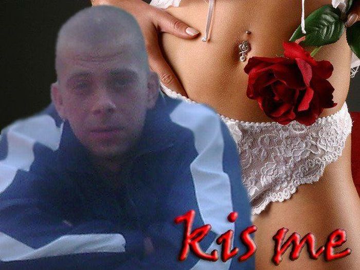 Photos of a Guy from a Russian Social Network (18 pics)