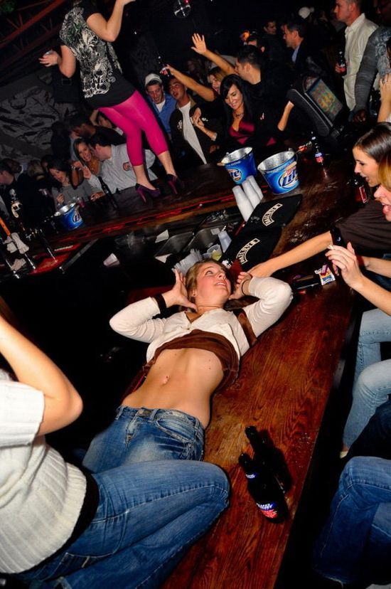 Hot Girls at Tequila Parties (19 pics)