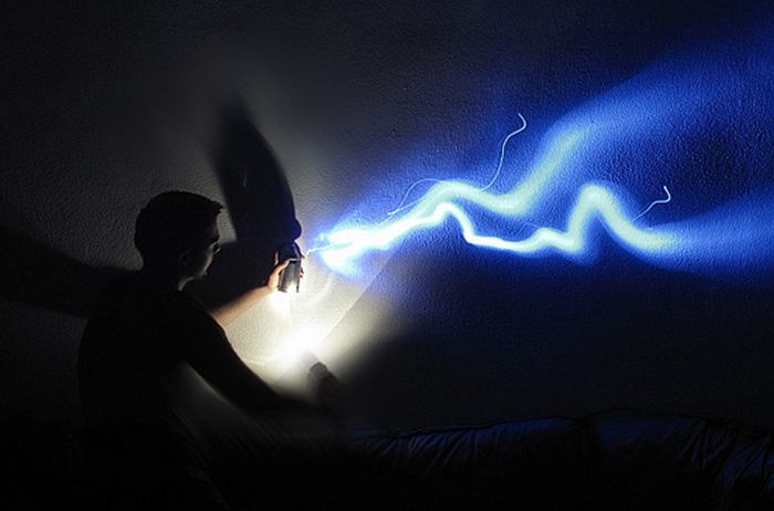 Incredible Light Painting (58 pics)