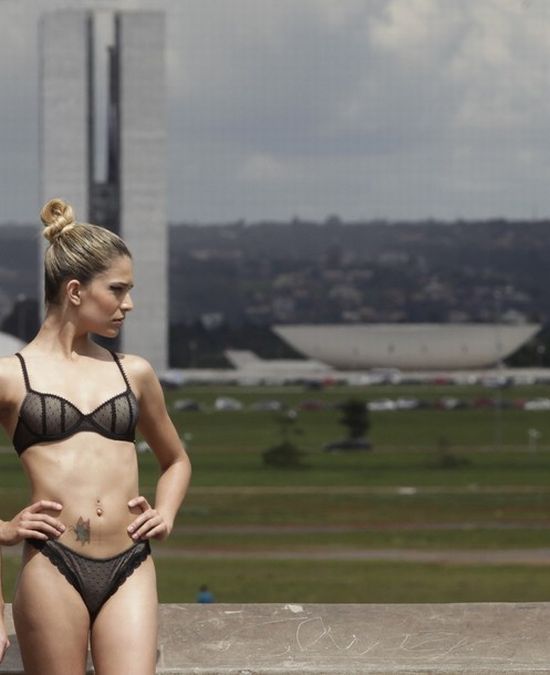 Brazilian Underwear Day 2010 (12 pics)