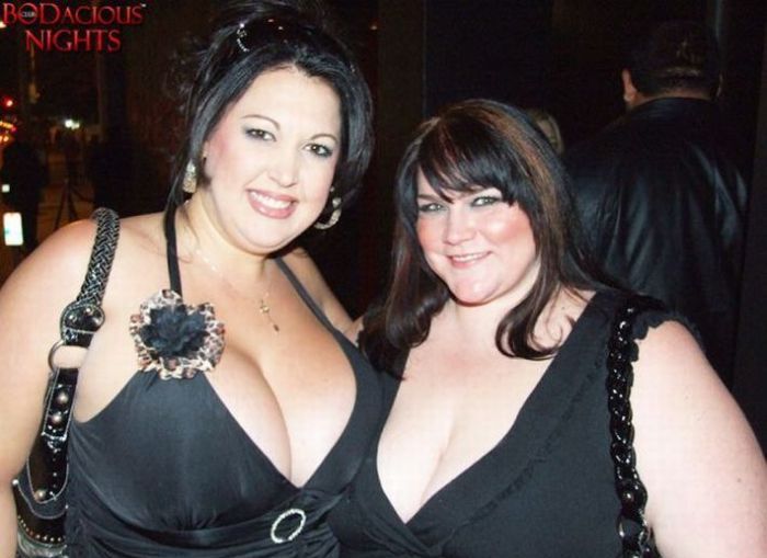 Night Clubs for Overweight People (47 pics)