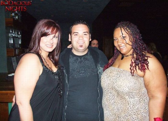 Night Clubs for Overweight People (47 pics)