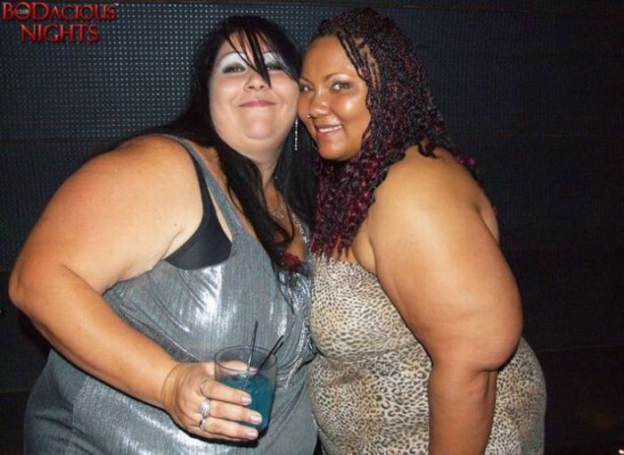 Night Clubs for Overweight People (47 pics)