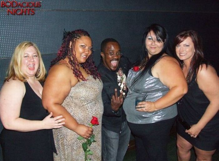 Night Clubs for Overweight People (47 pics)