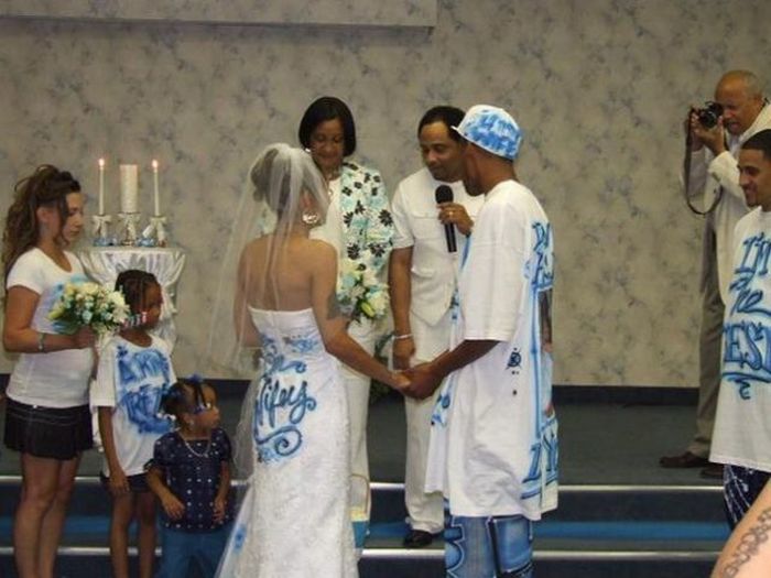 Strange Wedding Pictures (35 pics)