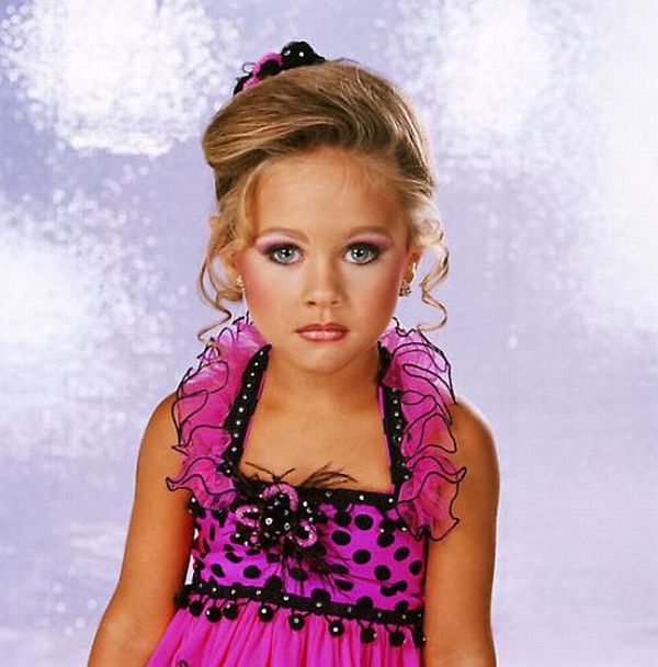 Child Beauty Pageant (29 pics)