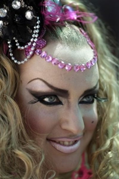 Drag Queen 2010 Contest (20 pics)