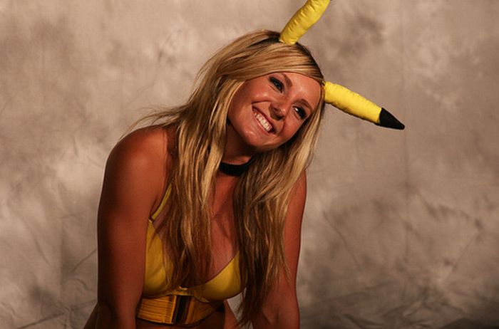 Sexy Pikachus (25 pics)