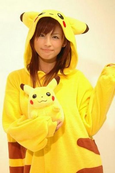 Sexy Pikachus (25 pics)