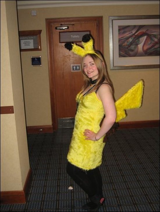 Sexy Pikachus (25 pics)
