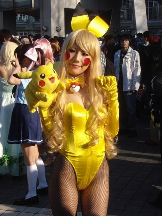 Sexy Pikachus (25 pics)