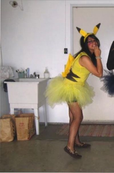 Sexy Pikachus (25 pics)
