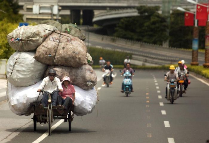 Several Ways to Transport Garbage in China (17 pics)