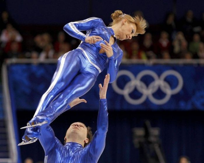 Amazing Moments of Ice Skating (20 pics)